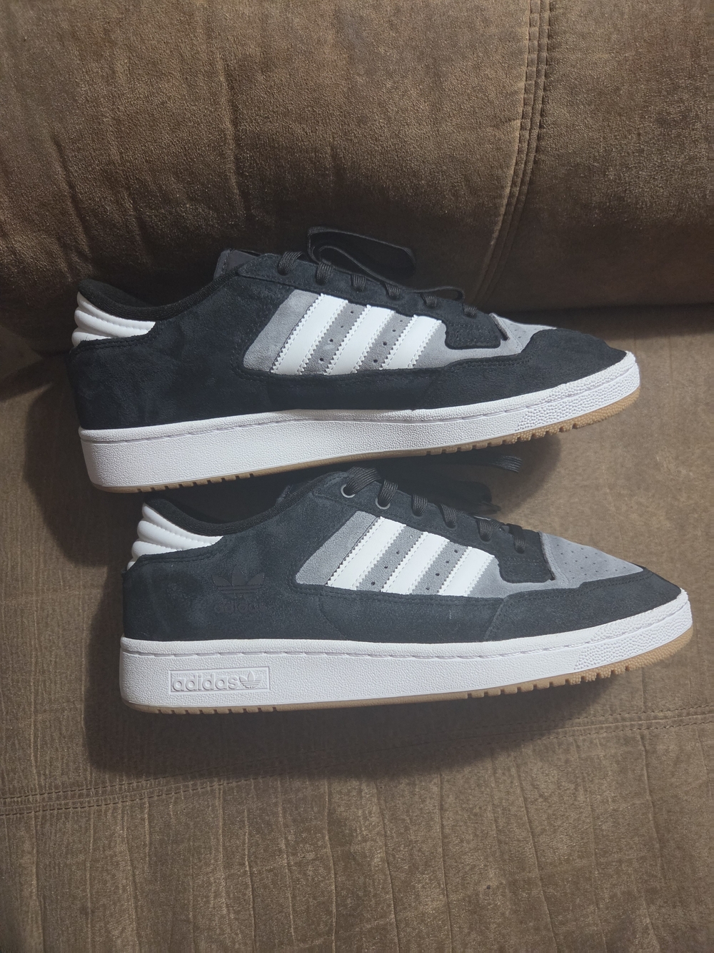 adidas Mens Black & Gray Continental 80 Suede Sneakers MENS